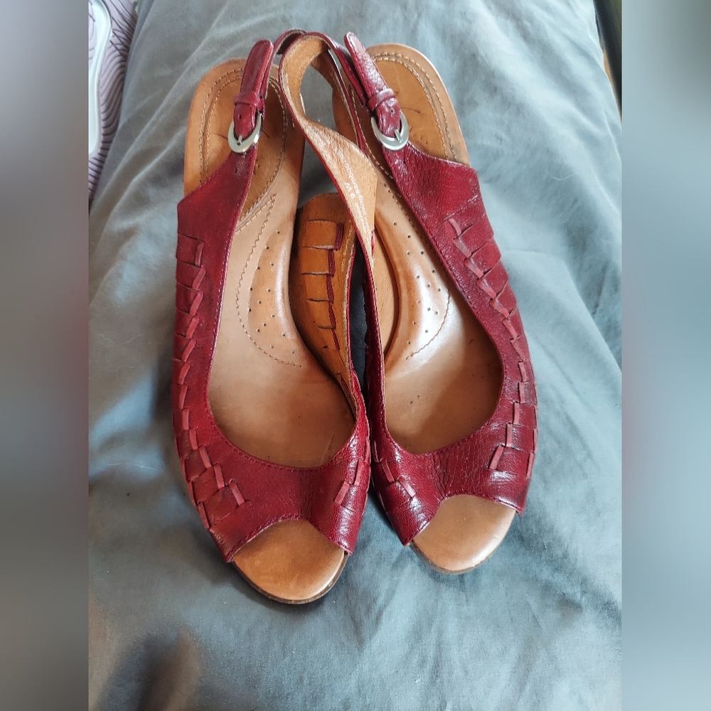 NWOT Naturalizer Naya Fandanga Slingback Pumps